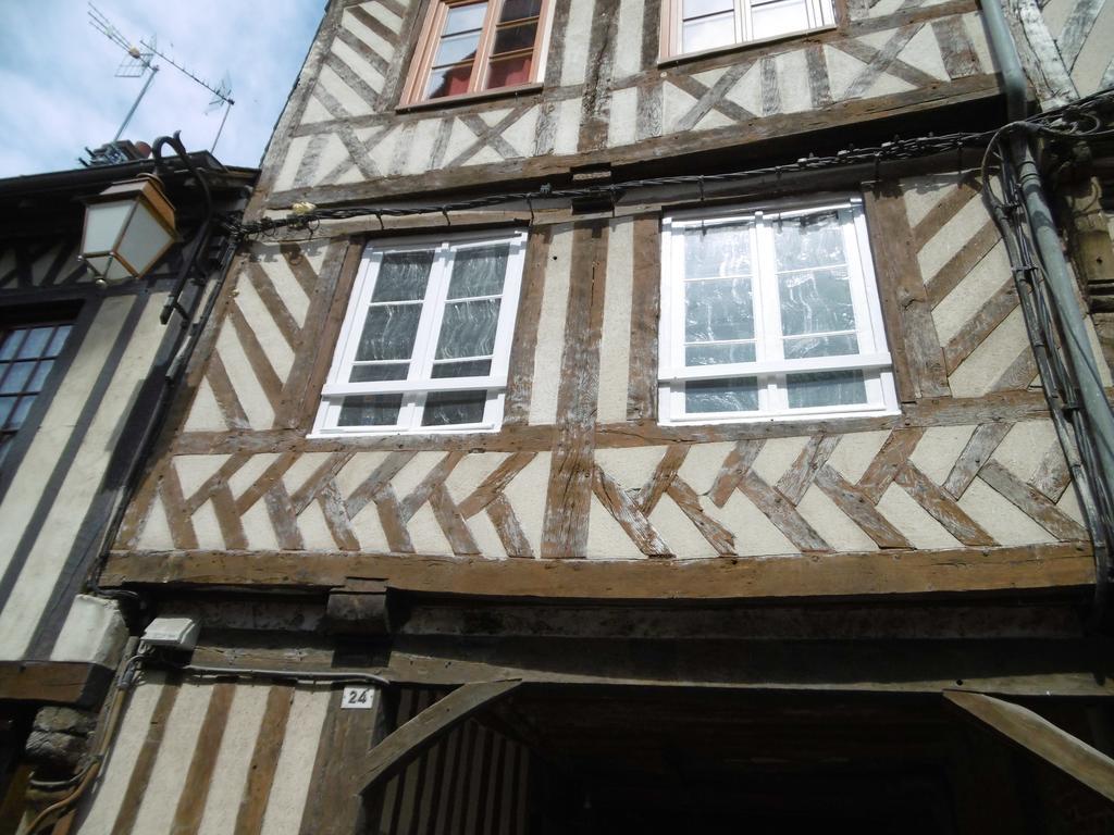Le Clocher Sainte Catherine Apartment Honfleur Bilik gambar