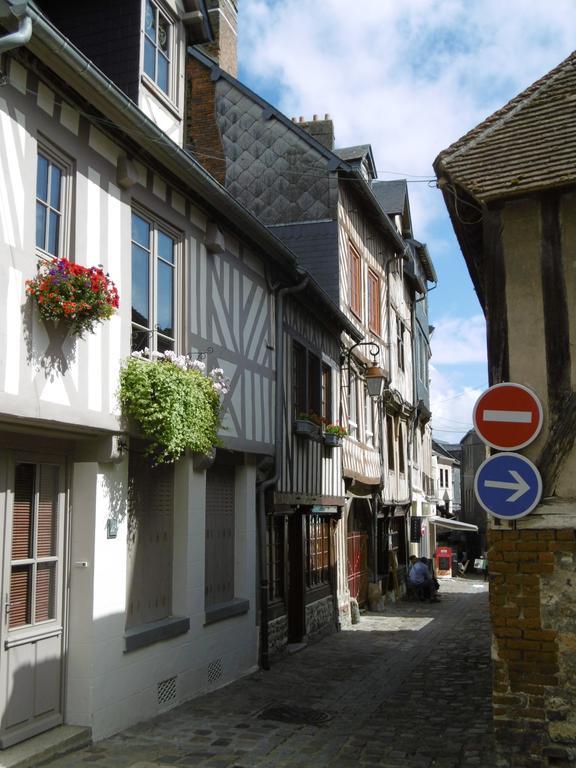 Le Clocher Sainte Catherine Apartment Honfleur Bilik gambar